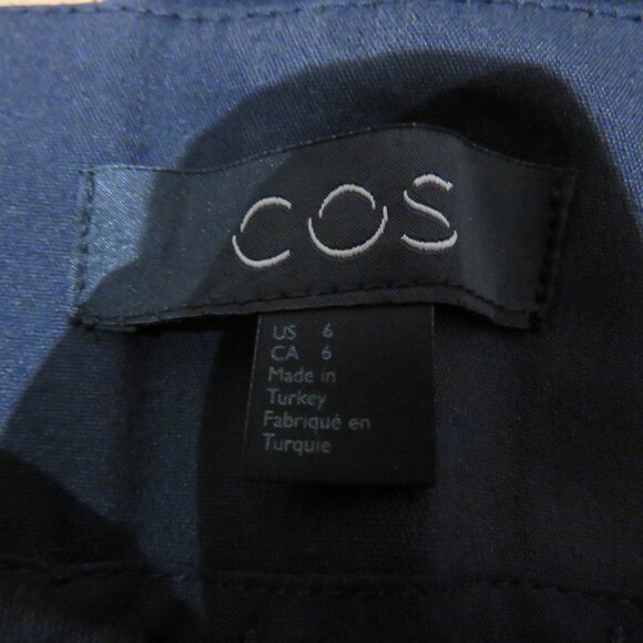 COS Pleat Front Wide Cropped Barrel Leg Trouser Pants Minimalist - Size US 6 - Picture 12 of 13